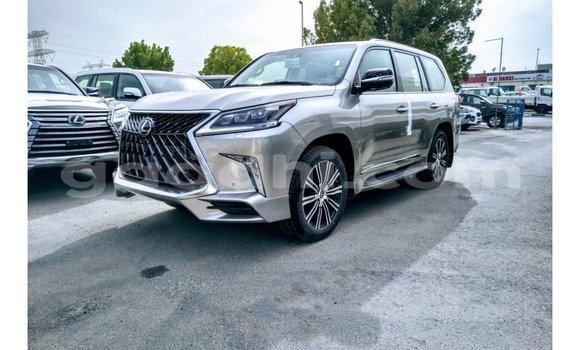 اشتري Imported Lexus LX آخر سيارة في Import - Dubai في الصومال اشتري Imported Lexus LX آخر سيارة في Import - Dubai في الصومال