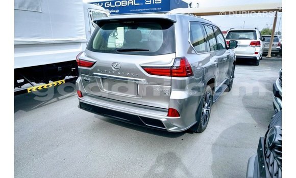 اشتري Imported Lexus LX آخر سيارة في Import - Dubai في الصومال اشتري Imported Lexus LX آخر سيارة في Import - Dubai في الصومال