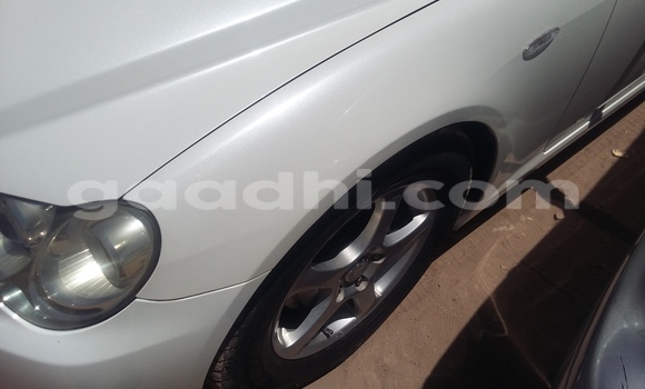 Nunua Ilio tumika Toyota 4Runner Nyeupe Gari ndani ya Mogadishu nchini Somalia Nunua Ilio tumika Toyota 4Runner Nyeupe Gari ndani ya Mogadishu nchini Somalia