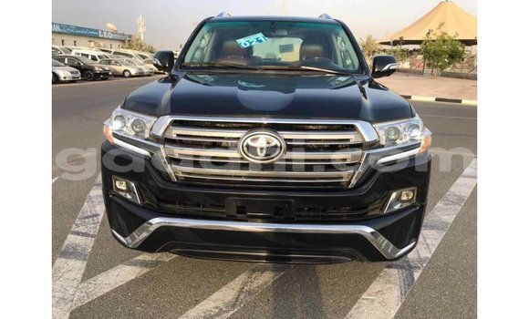 اشتري Imported Toyota Land Cruiser أسود سيارة في Import - Dubai في الصومال اشتري Imported Toyota Land Cruiser أسود سيارة في Import - Dubai في الصومال