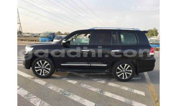 اشتري Imported Toyota Land Cruiser أسود سيارة في Import - Dubai في الصومال اشتري Imported Toyota Land Cruiser أسود سيارة في Import - Dubai في الصومال