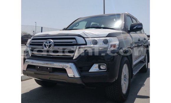 اشتري Imported Toyota Land Cruiser أسود سيارة في Import - Dubai في الصومال اشتري Imported Toyota Land Cruiser أسود سيارة في Import - Dubai في الصومال