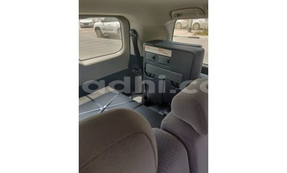 اشتري Imported Toyota Land Cruiser أسود سيارة في Import - Dubai في الصومال اشتري Imported Toyota Land Cruiser أسود سيارة في Import - Dubai في الصومال