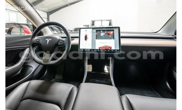 اشتري Imported Tesla Model 3 أحمر سيارة في Import - Dubai في الصومال اشتري Imported Tesla Model 3 أحمر سيارة في Import - Dubai في الصومال