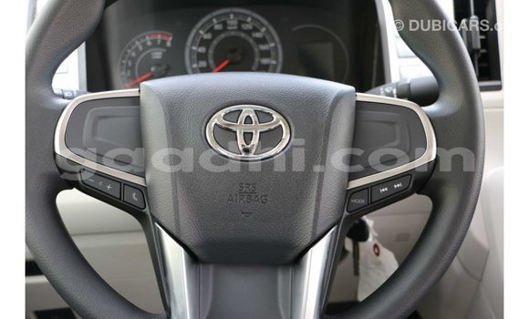 Buy Import Toyota Hiace White Car in Import - Dubai in Somalia Buy Import Toyota Hiace White Car in Import - Dubai in Somalia