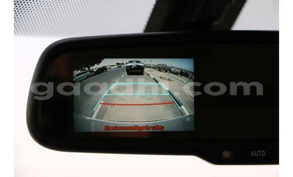 Buy Import Toyota Hiace White Car in Import - Dubai in Somalia Buy Import Toyota Hiace White Car in Import - Dubai in Somalia