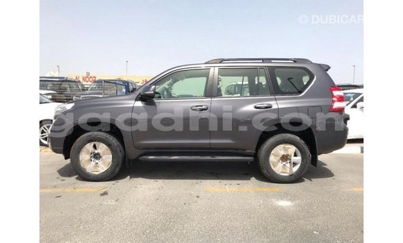 Acheter Import Voiture Toyota Prado Autre à Import - Dubai, Somalie Acheter Import Voiture Toyota Prado Autre à Import - Dubai, Somalie