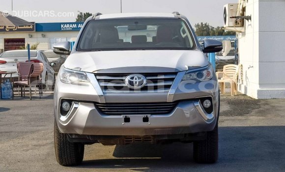 Acheter Import Voiture Toyota Fortuner Autre à Import - Dubai, Somalie Acheter Import Voiture Toyota Fortuner Autre à Import - Dubai, Somalie