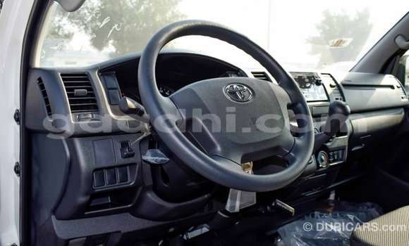 اشتري Imported Toyota Hiace أبيض سيارة في Import - Dubai في الصومال اشتري Imported Toyota Hiace أبيض سيارة في Import - Dubai في الصومال