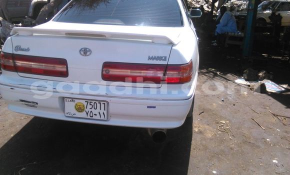 Acheter Occasion Voiture Nissan Fuga Blanc à Hargeysa, Somaliland Acheter Occasion Voiture Nissan Fuga Blanc à Hargeysa, Somaliland