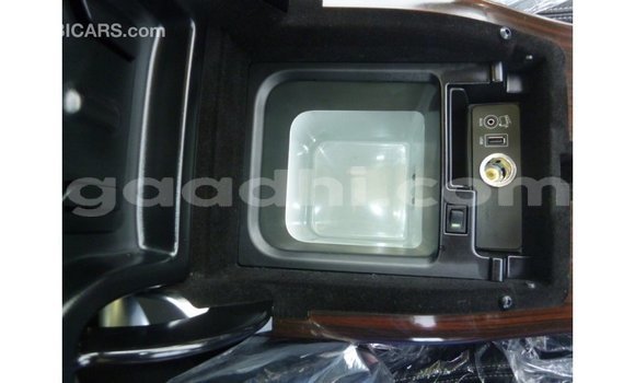 Acheter Import Voiture Land Rover Range Rover Autre à Import - Dubai, Somalie Acheter Import Voiture Land Rover Range Rover Autre à Import - Dubai, Somalie