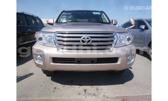 ይግዙ Imported Toyota Land Cruiser ሌላ መኪና በ Import - Dubai በ ሶማሊያ ይግዙ Imported Toyota Land Cruiser ሌላ መኪና በ Import - Dubai በ ሶማሊያ