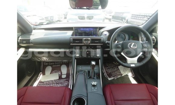 ይግዙ Imported Lexus IS ነጭ መኪና በ Import - Dubai በ ሶማሊያ ይግዙ Imported Lexus IS ነጭ መኪና በ Import - Dubai በ ሶማሊያ