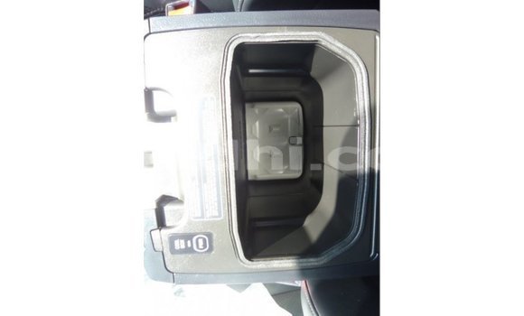 ይግዙ Imported Toyota Land Cruiser ሌላ መኪና በ Import - Dubai በ ሶማሊያ ይግዙ Imported Toyota Land Cruiser ሌላ መኪና በ Import - Dubai በ ሶማሊያ