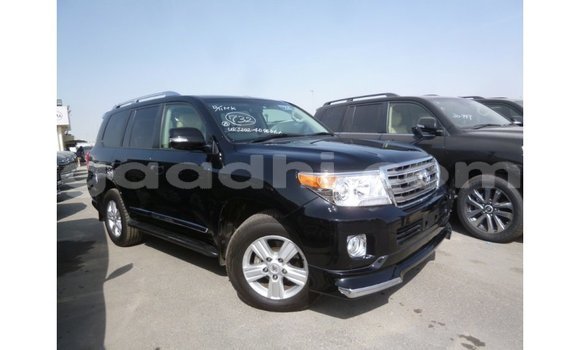 Acheter Import Voiture Toyota Land Cruiser Noir à Import - Dubai, Somalie Acheter Import Voiture Toyota Land Cruiser Noir à Import - Dubai, Somalie