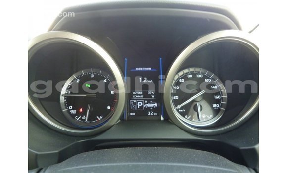 ይግዙ Imported Toyota Prado ነጭ መኪና በ Import - Dubai በ ሶማሊያ ይግዙ Imported Toyota Prado ነጭ መኪና በ Import - Dubai በ ሶማሊያ