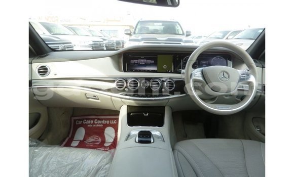 ይግዙ Imported Mercedes-Benz 190 ሌላ መኪና በ Import - Dubai በ ሶማሊያ ይግዙ Imported Mercedes-Benz 190 ሌላ መኪና በ Import - Dubai በ ሶማሊያ