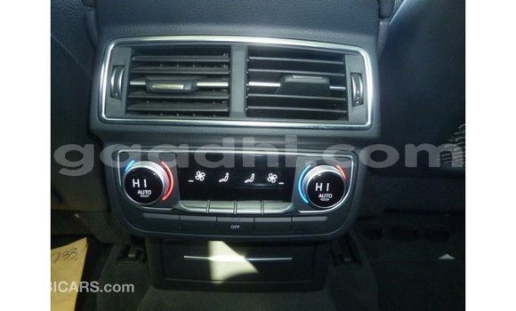 Acheter Import Voiture Audi Q7 Autre à Import - Dubai, Somalie Acheter Import Voiture Audi Q7 Autre à Import - Dubai, Somalie