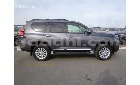 Acheter Import Voiture Toyota Prado Autre à Import - Dubai, Somalie Acheter Import Voiture Toyota Prado Autre à Import - Dubai, Somalie