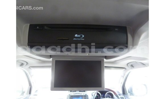 Acheter Import Voiture Toyota Prado Autre à Import - Dubai, Somalie Acheter Import Voiture Toyota Prado Autre à Import - Dubai, Somalie