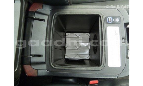 Acheter Import Voiture Toyota Prado Autre à Import - Dubai, Somalie Acheter Import Voiture Toyota Prado Autre à Import - Dubai, Somalie