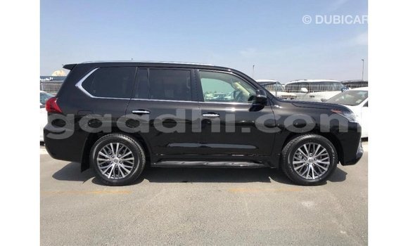Acheter Import Voiture Lexus LX Noir à Import - Dubai, Somalie Acheter Import Voiture Lexus LX Noir à Import - Dubai, Somalie