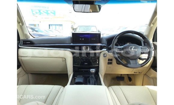 Acheter Import Voiture Lexus LX Noir à Import - Dubai, Somalie Acheter Import Voiture Lexus LX Noir à Import - Dubai, Somalie