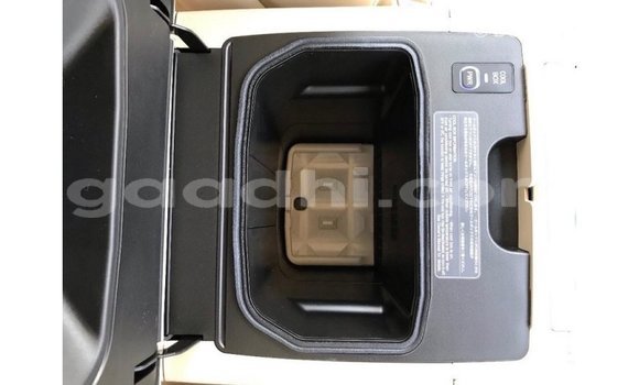 Acheter Import Voiture Lexus LX Noir à Import - Dubai, Somalie Acheter Import Voiture Lexus LX Noir à Import - Dubai, Somalie