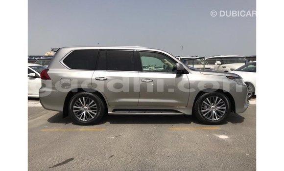 Acheter Import Voiture Lexus LX Autre à Import - Dubai, Somalie Acheter Import Voiture Lexus LX Autre à Import - Dubai, Somalie