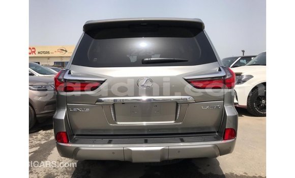 Acheter Import Voiture Lexus LX Autre à Import - Dubai, Somalie Acheter Import Voiture Lexus LX Autre à Import - Dubai, Somalie