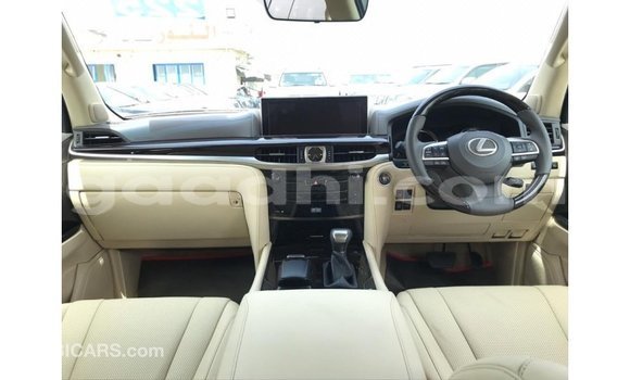 Acheter Import Voiture Lexus LX Autre à Import - Dubai, Somalie Acheter Import Voiture Lexus LX Autre à Import - Dubai, Somalie