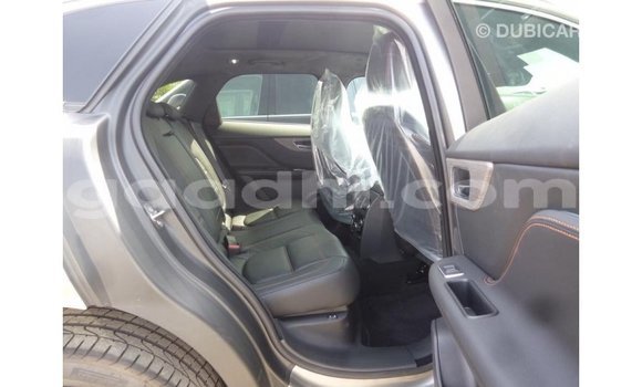 Acheter Import Voiture Jaguar F-Pace Autre à Import - Dubai, Somalie Acheter Import Voiture Jaguar F-Pace Autre à Import - Dubai, Somalie
