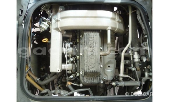 Acheter Import Voiture Toyota Coaster Blanc à Import - Dubai, Somalie Acheter Import Voiture Toyota Coaster Blanc à Import - Dubai, Somalie