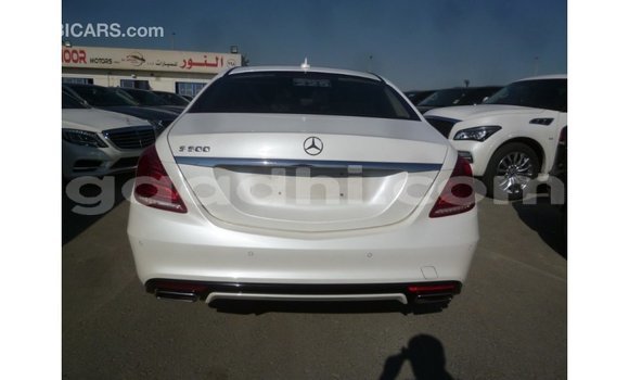 ይግዙ Imported Mercedes-Benz 190 ነጭ መኪና በ Import - Dubai በ ሶማሊያ ይግዙ Imported Mercedes-Benz 190 ነጭ መኪና በ Import - Dubai በ ሶማሊያ
