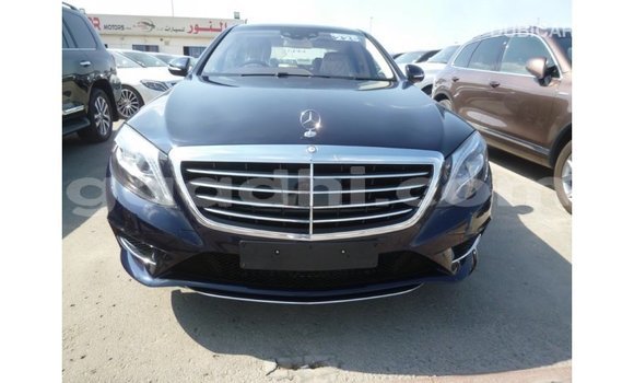 ይግዙ Imported Mercedes-Benz 190 ሰማያዊ መኪና በ Import - Dubai በ ሶማሊያ ይግዙ Imported Mercedes-Benz 190 ሰማያዊ መኪና በ Import - Dubai በ ሶማሊያ