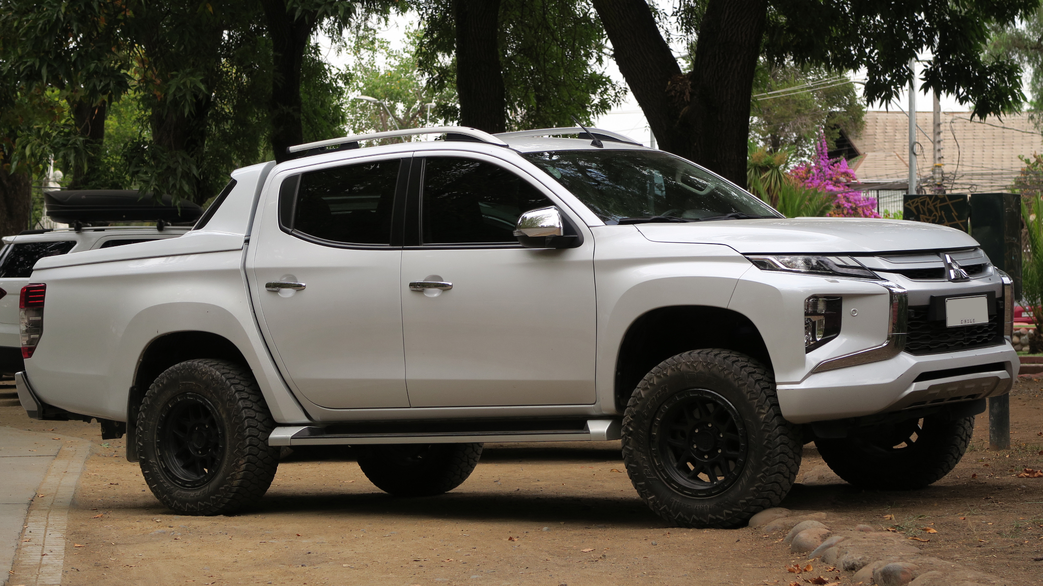 Tough l200